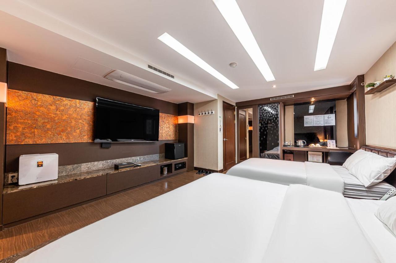 Friendly Dh Naissance Hotel By Mindrum Group Seul Exterior foto